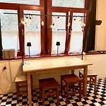La Petite Maison De L'impasse בית נופש